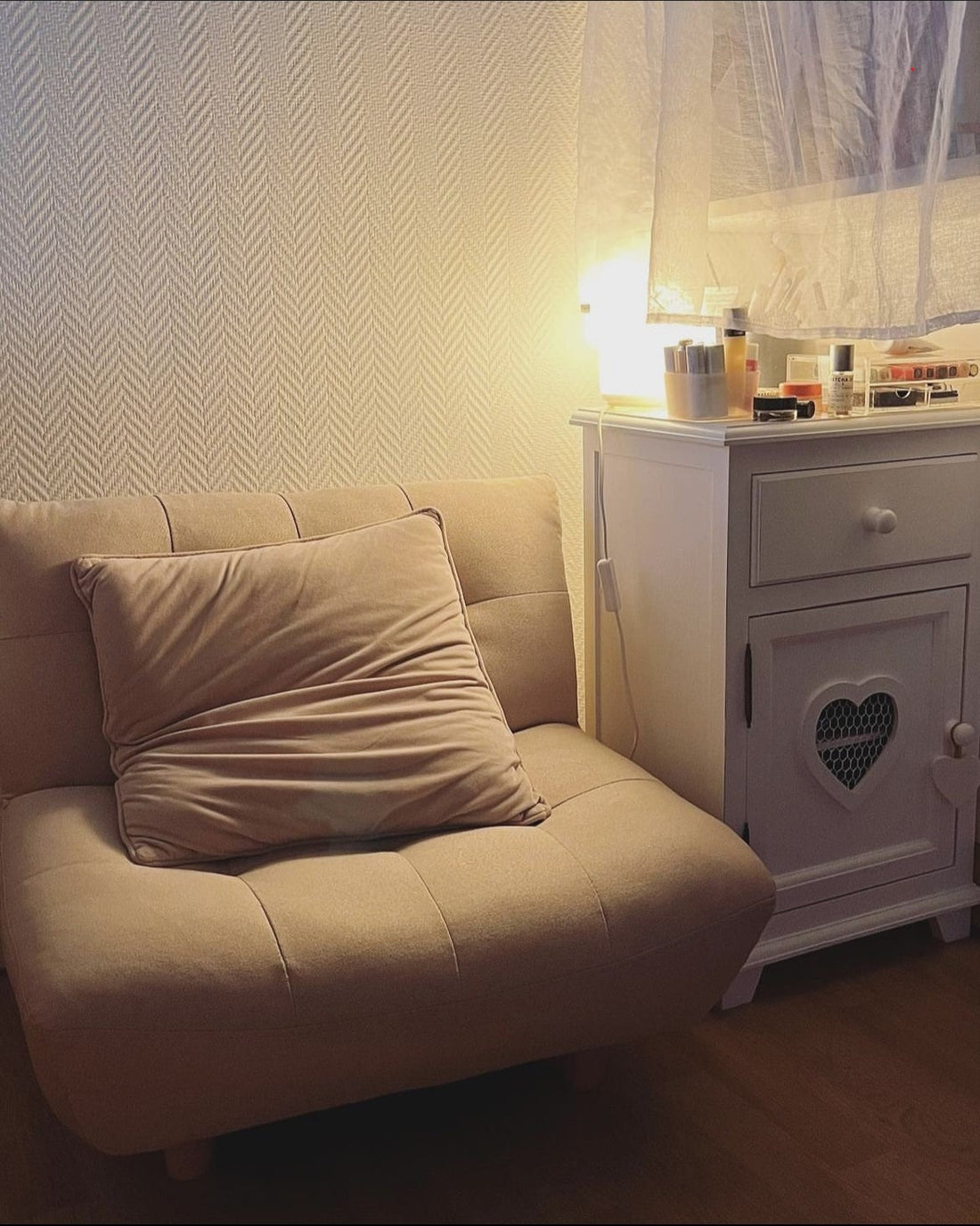 巴黎女子的17㎡ 小宅：減法生活的法式空間美學