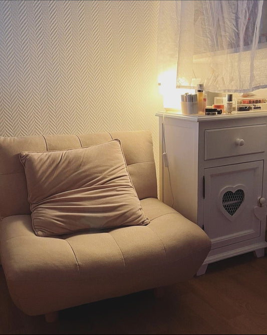 巴黎居家專訪｜17㎡ 法式小宅的空間布置與減法生活美學